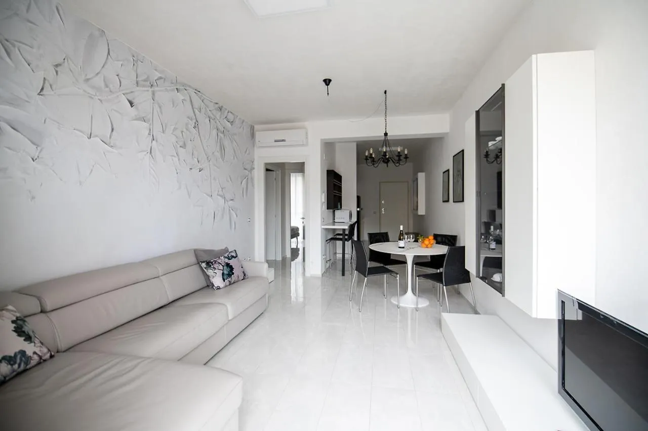Apartment Domus D'Este By Taormina Holidays
